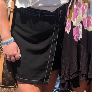 Black skort